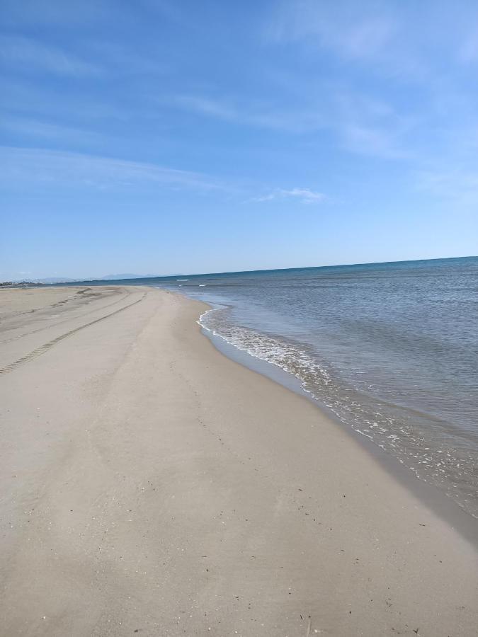 100 Metros De La Playa Apartman Sagunto Kültér fotó